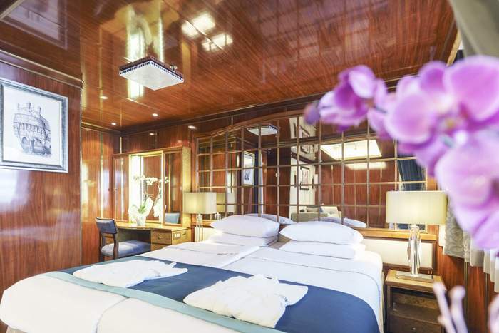 Poseidon Expeditions Sea Spirit Premium Cabin 0.jpg
